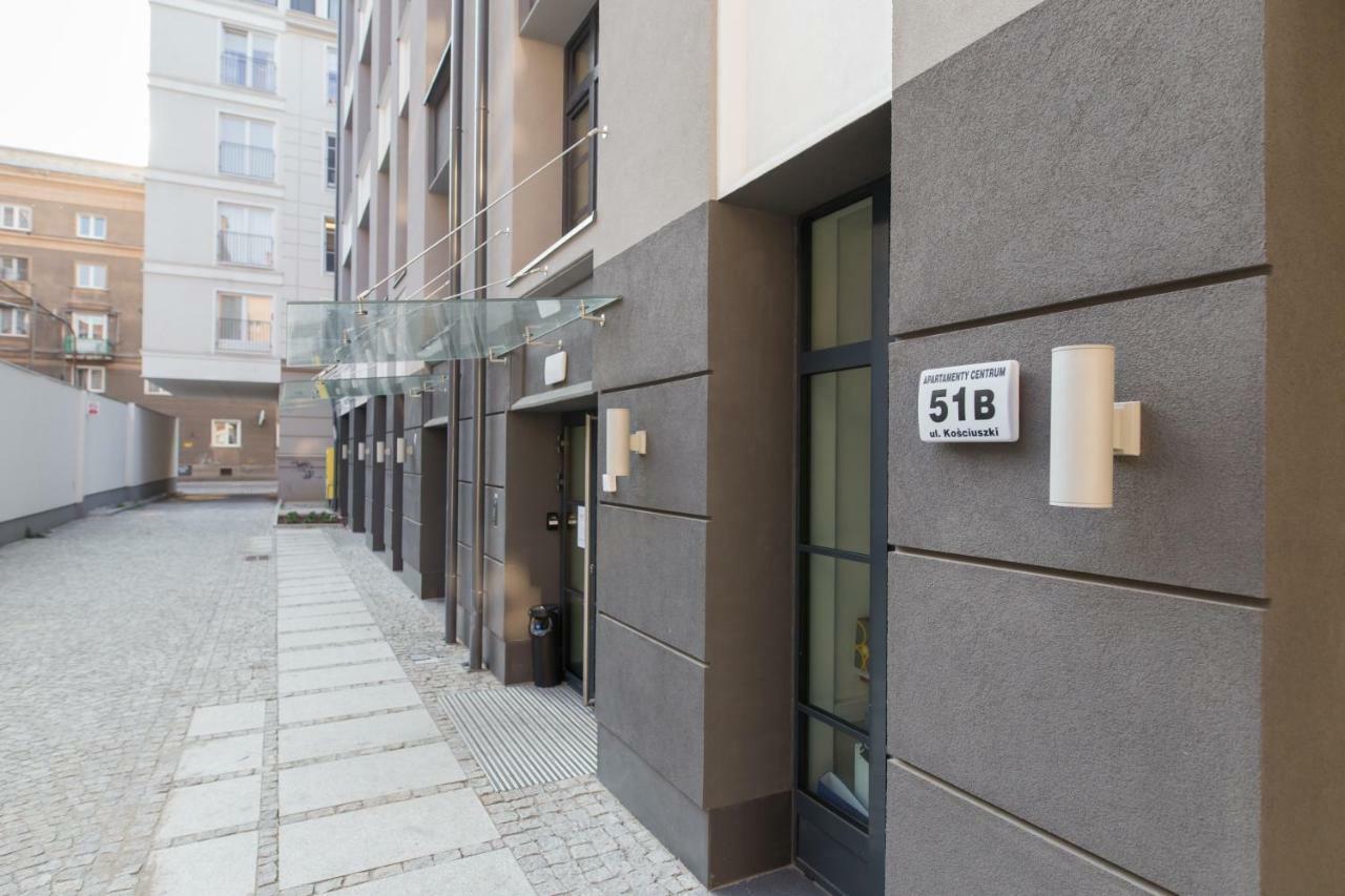 Goldeneye Apartment Center - Wroclaw — Zdjęcia 1